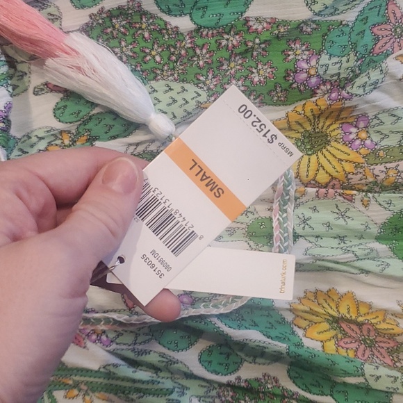 NWT Trina Turk cactus cover-up - Picture 6 of 6
